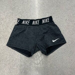 Nike Pro Shorts Tight Activewear Women's Short Black Dark Grey Size Small